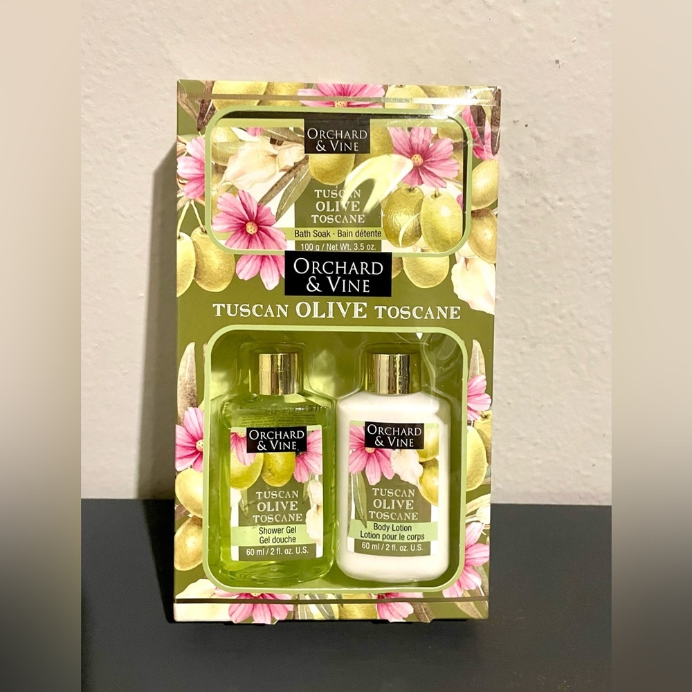 Orchard & Vine 2pcs Bath Gift Sets Tuscan Olive Shower‎ Gel Bath Soak 2oz